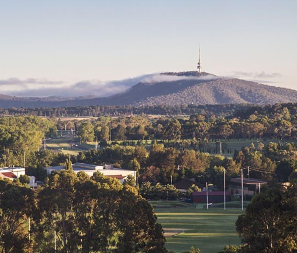 Aparthotel Abode Tuggeranong Canberra Zewnętrze zdjęcie