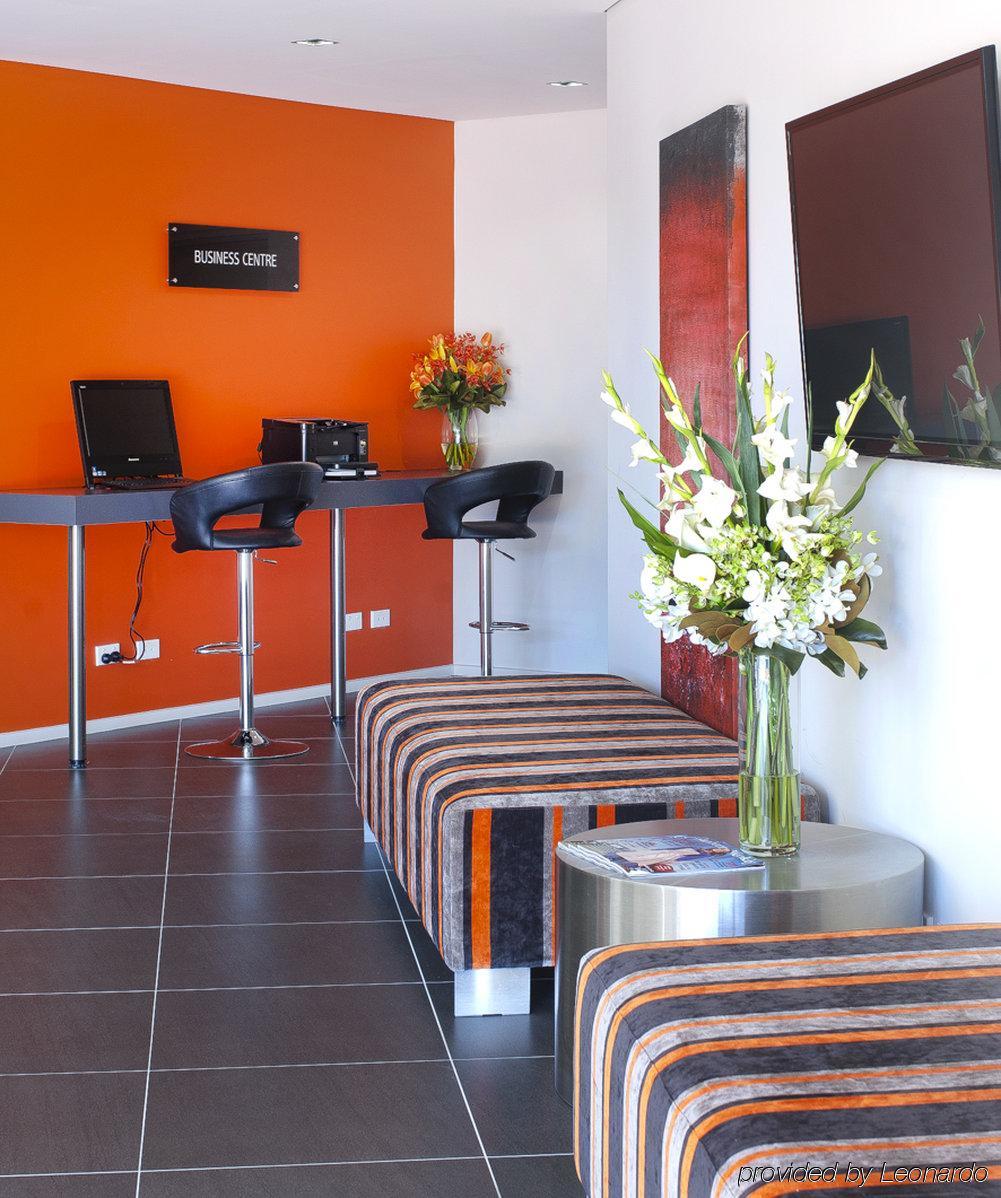 Aparthotel Abode Tuggeranong Canberra Zewnętrze zdjęcie