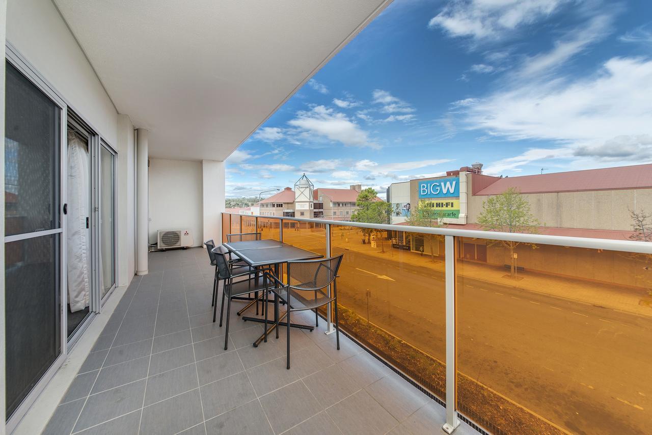 Aparthotel Abode Tuggeranong Canberra Zewnętrze zdjęcie