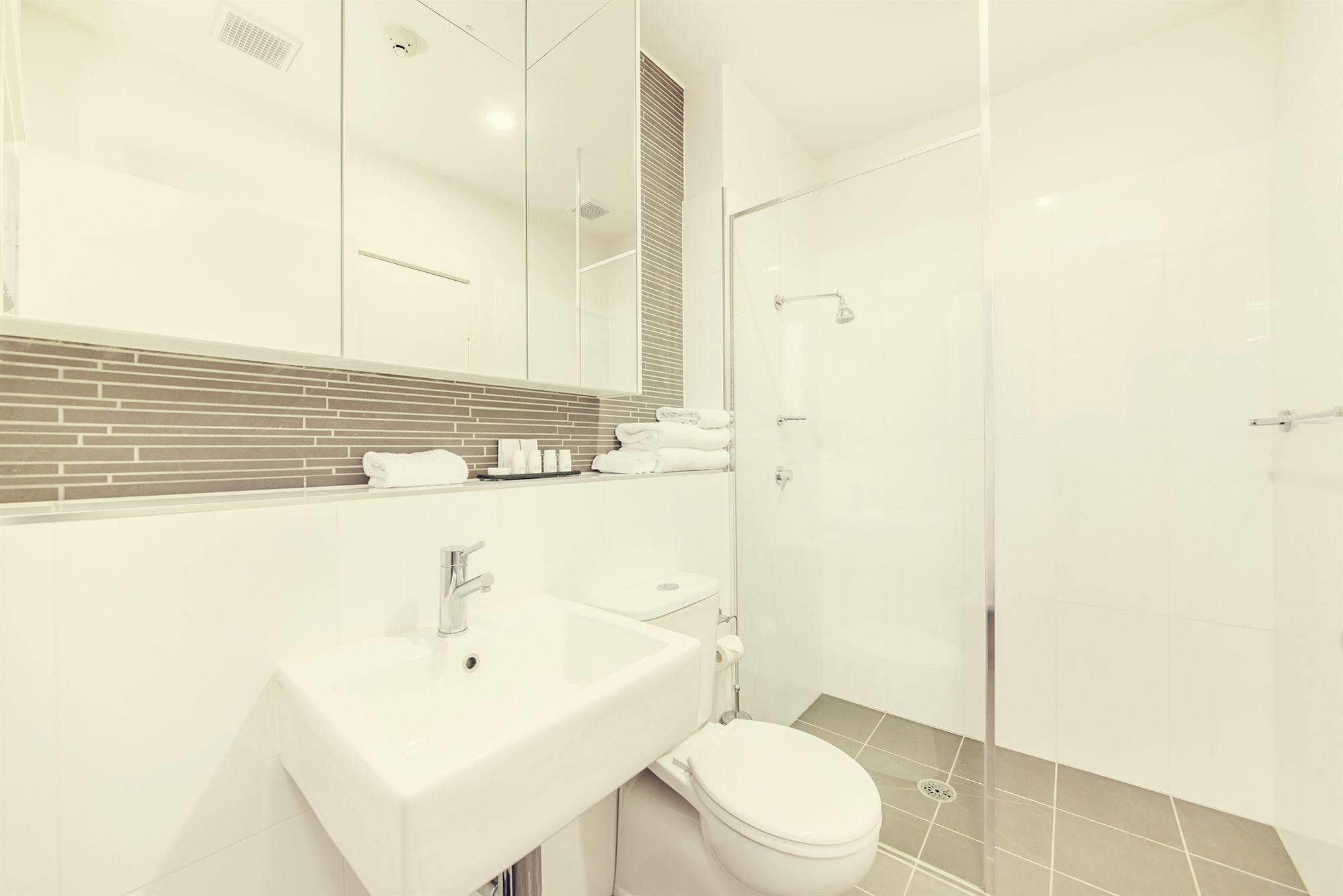 Aparthotel Abode Tuggeranong Canberra Zewnętrze zdjęcie