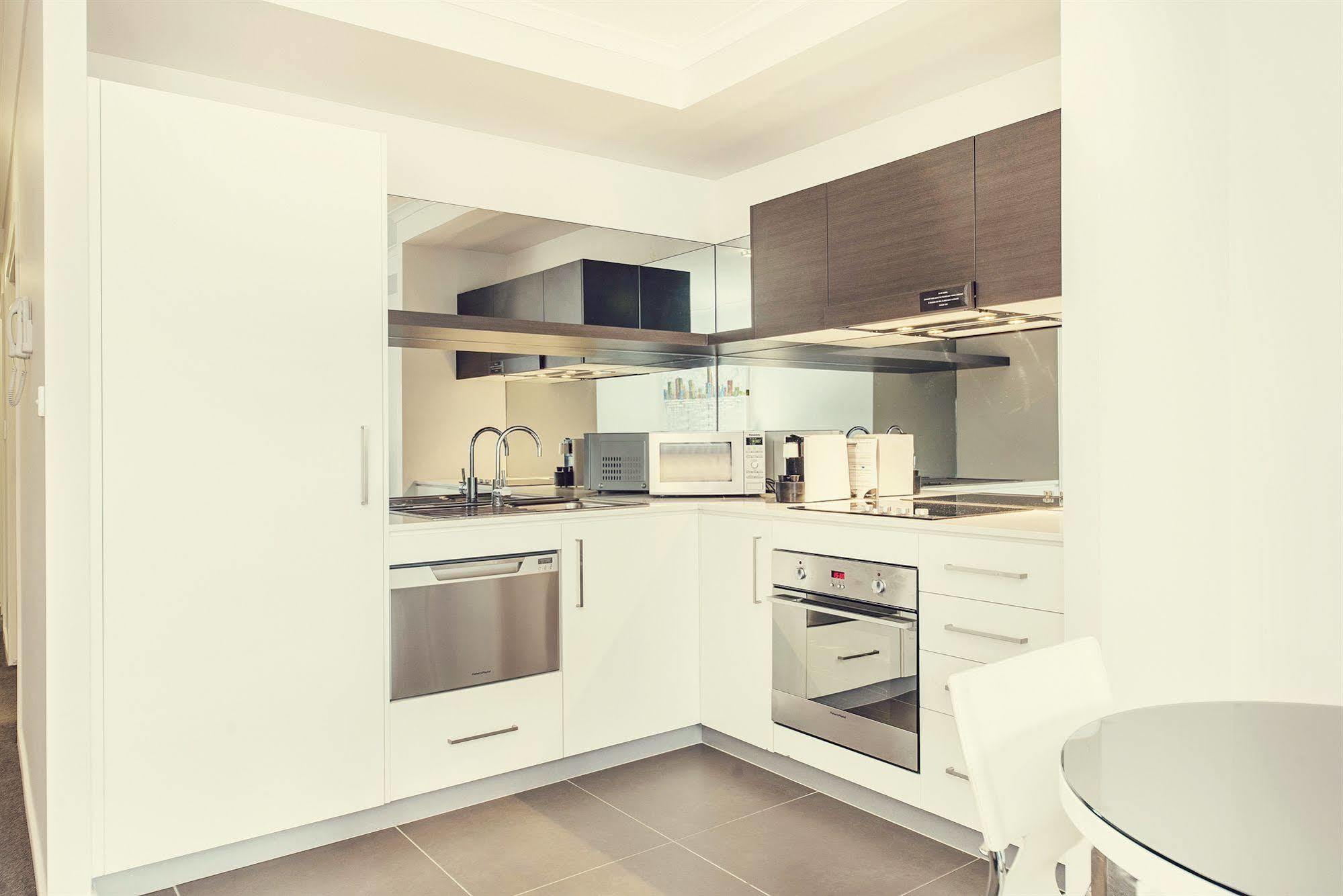 Aparthotel Abode Tuggeranong Canberra Zewnętrze zdjęcie
